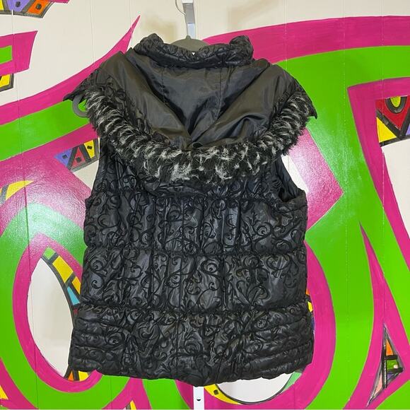Vanity, Puffer Vest, Detachable Hood. Velvety Embossed Vest. Size Large. - Picture 3 of 8